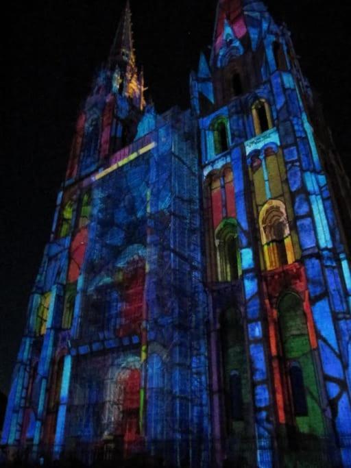 Charmant Studio A Deux Pas De La Cathedrale Chartres Exterior photo